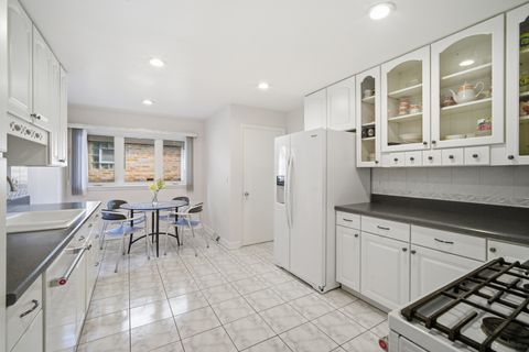 Tiny photo for 6228 N Forest Glen Avenue, Chicago, IL 60646 (MLS # 12527218)