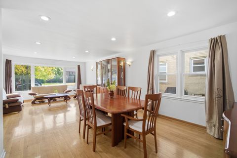 Tiny photo for 6228 N Forest Glen Avenue, Chicago, IL 60646 (MLS # 12527218)