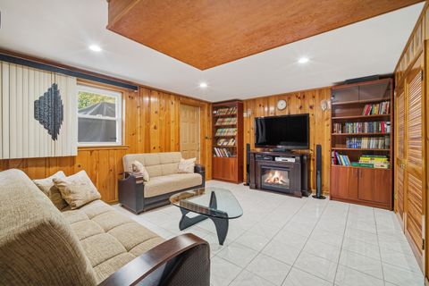 Tiny photo for 6228 N Forest Glen Avenue, Chicago, IL 60646 (MLS # 12527218)