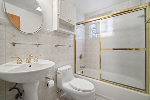 Tiny photo for 6228 N Forest Glen Avenue, Chicago, IL 60646 (MLS # 12527218)