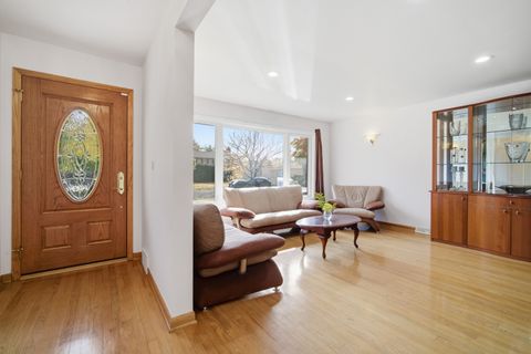 Tiny photo for 6228 N Forest Glen Avenue, Chicago, IL 60646 (MLS # 12527218)