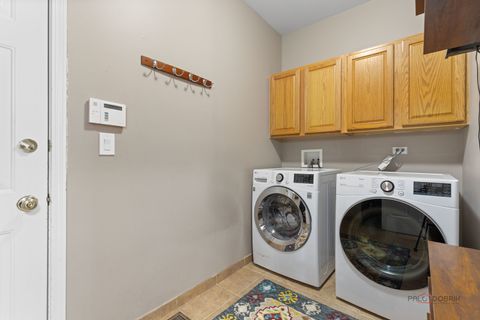 Tiny photo for 2203 Miramar Court, Buffalo Grove, IL 60089 (MLS # 12618731)
