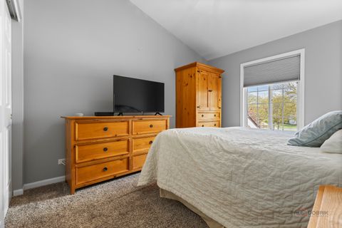 Tiny photo for 2203 Miramar Court, Buffalo Grove, IL 60089 (MLS # 12618731)