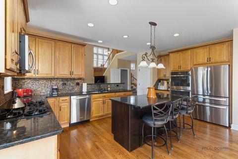 Tiny photo for 2203 Miramar Court, Buffalo Grove, IL 60089 (MLS # 12618731)
