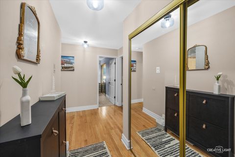 Tiny photo for 850 S Lorraine Road #1G, Wheaton, IL 60189 (MLS # 12504986)