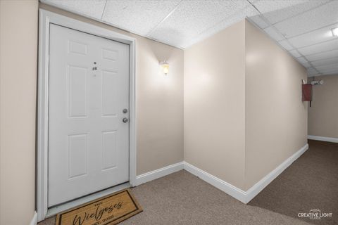 Tiny photo for 850 S Lorraine Road #1G, Wheaton, IL 60189 (MLS # 12504986)