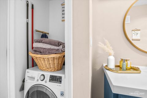 Tiny photo for 850 S Lorraine Road #1G, Wheaton, IL 60189 (MLS # 12504986)