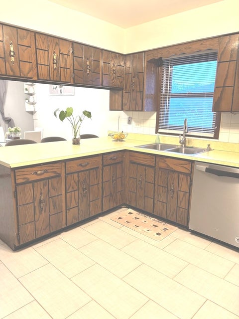 Tiny photo for 18624 Wentworth Avenue, Lansing, IL 60438 (MLS # 12691699)