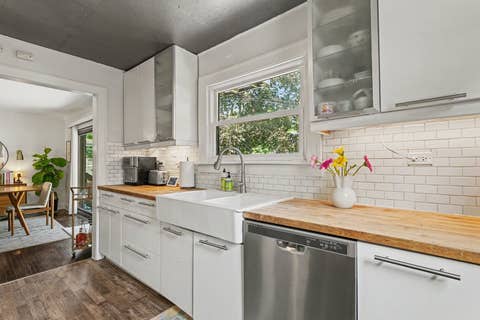 Tiny photo for 1009 John Street, Joliet, IL 60435 (MLS # 12702450)