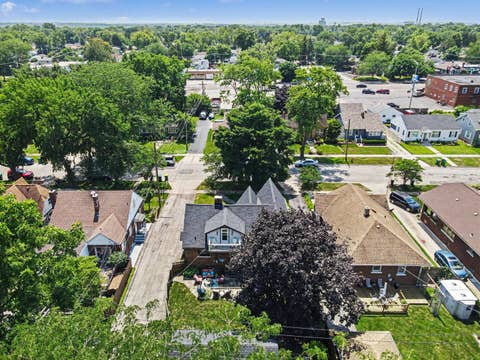 Tiny photo for 1009 John Street, Joliet, IL 60435 (MLS # 12702450)