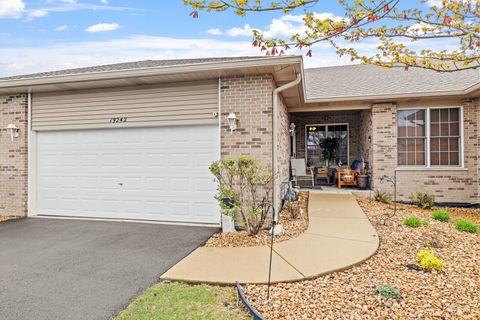 Photo of 19242 104th Avenue, Mokena, IL 60448 (MLS # 12507644)