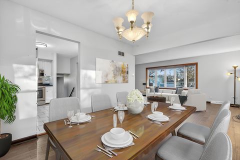 Tiny photo for 1790 Devonshire Court, Elgin, IL 60123 (MLS # 12535245)