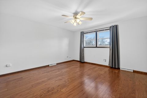 Tiny photo for 1790 Devonshire Court, Elgin, IL 60123 (MLS # 12535245)