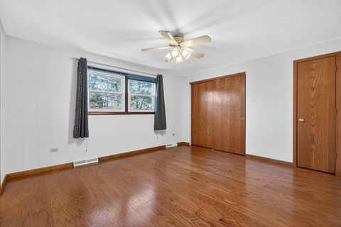 Tiny photo for 1790 Devonshire Court, Elgin, IL 60123 (MLS # 12535245)