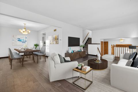 Tiny photo for 1790 Devonshire Court, Elgin, IL 60123 (MLS # 12535245)