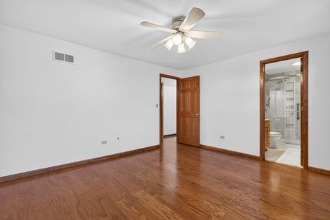 Tiny photo for 1790 Devonshire Court, Elgin, IL 60123 (MLS # 12535245)