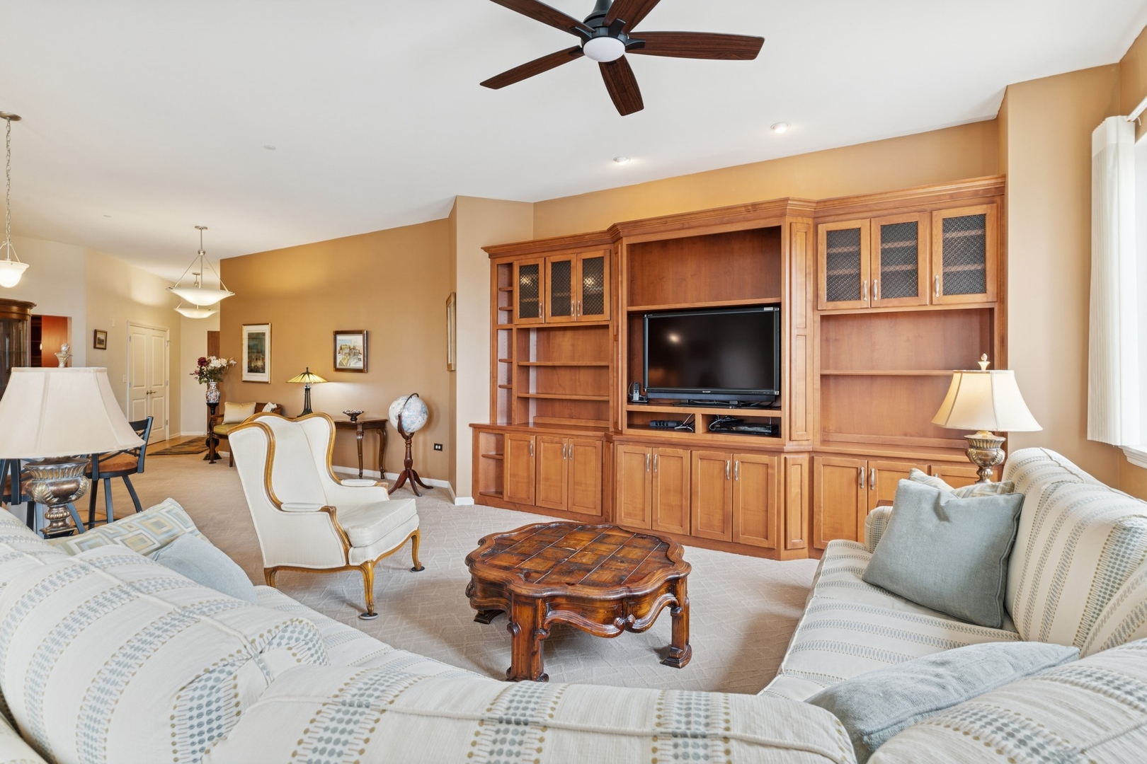 50 N Northwest Highway 210