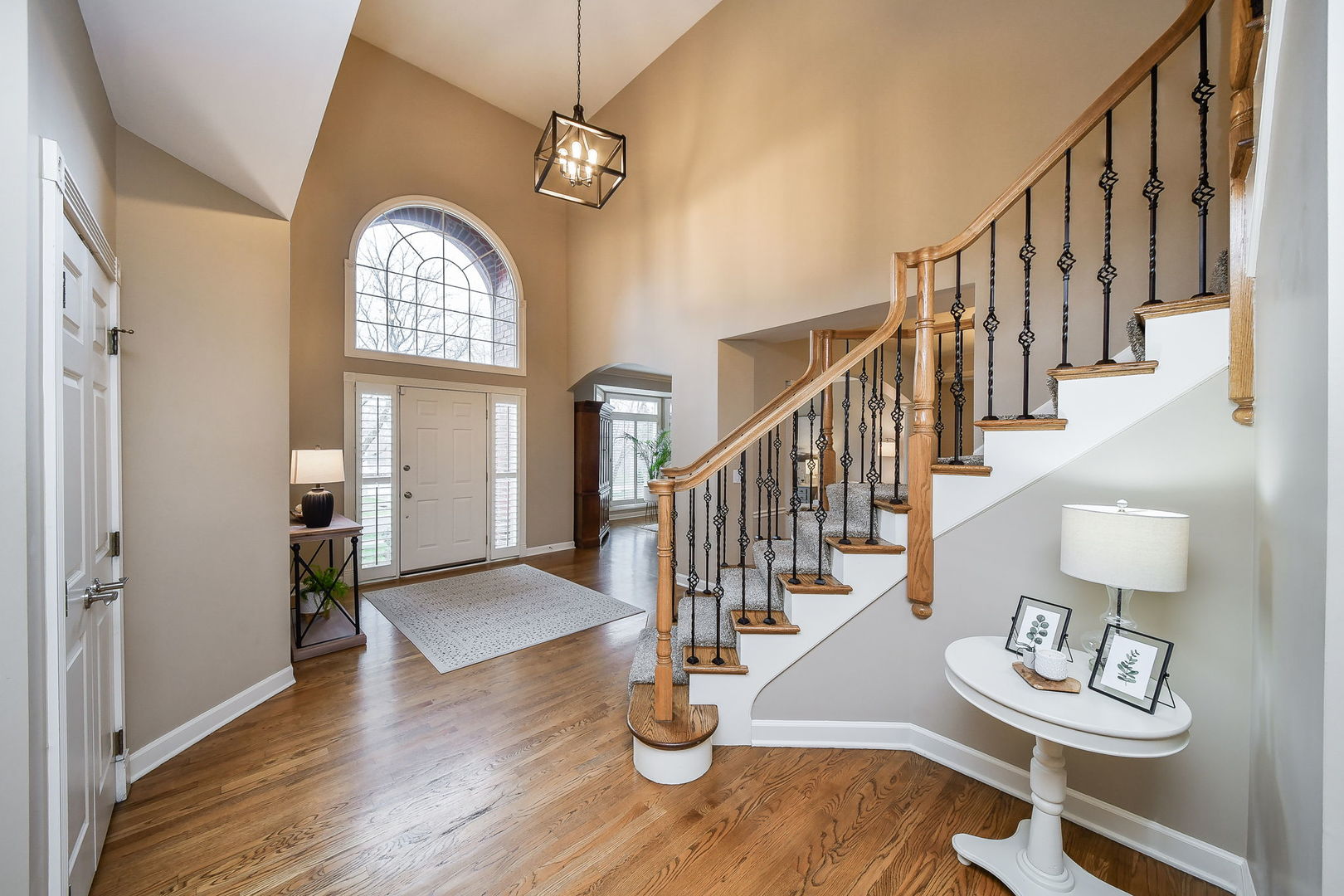 2315 Fleetwood Court