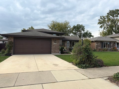 Tiny photo for 15524 Lorel Avenue, Oak Forest, IL 60452 (MLS # 12786174)