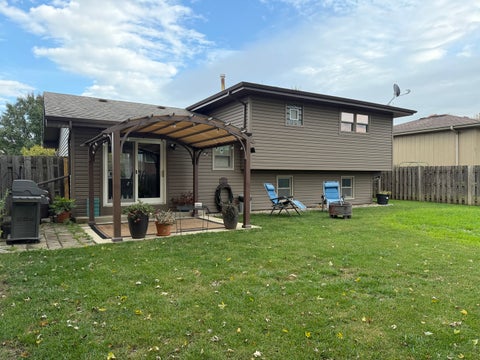 Tiny photo for 15524 Lorel Avenue, Oak Forest, IL 60452 (MLS # 12786174)