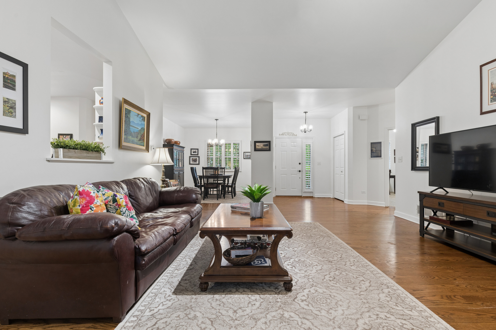 583 Larium Lane
