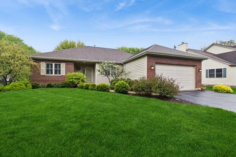 Photo of 583 Larium Lane, Crystal Lake, IL 60012 (MLS # 12621248)