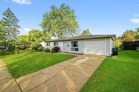 Tiny photo for 406 Cahill Road, Streamwood, IL 60107 (MLS # 12397401)
