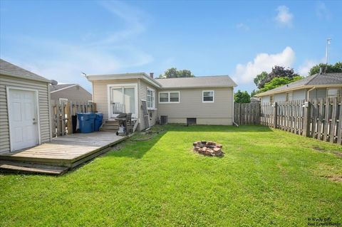 Tiny photo for 105 N Chase Avenue, Bartlett, IL 60103 (MLS # 12443777)