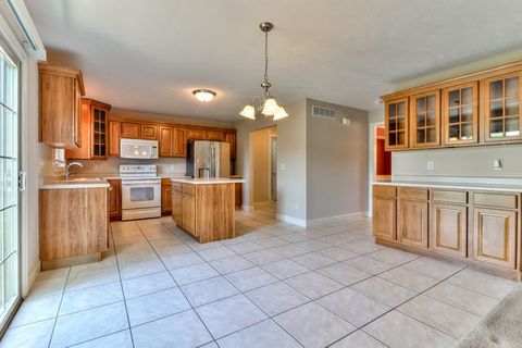 Tiny photo for 2515 St Andrews Road, Urbana, IL 61802 (MLS # 12458297)