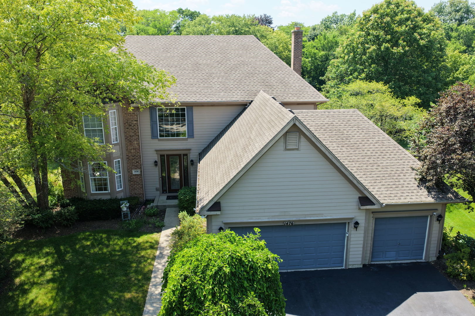 1476 Columbia Lane