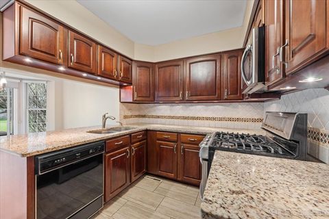 Tiny photo for 286 Lorraine Circle, Bloomingdale, IL 60108 (MLS # 12483588)