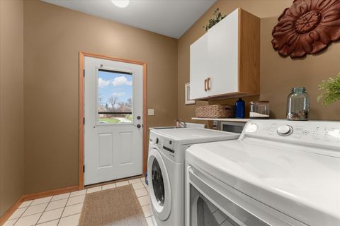 Tiny photo for 1303 Hickory Tree Court, Mahomet, IL 61853 (MLS # 12586953)