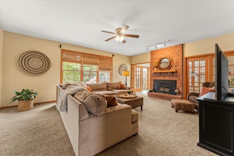 Tiny photo for 1303 Hickory Tree Court, Mahomet, IL 61853 (MLS # 12586953)