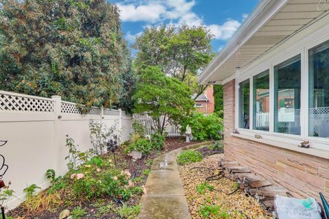 Tiny photo for 1845 N 78th Court, Elmwood Park, IL 60707 (MLS # 12498289)