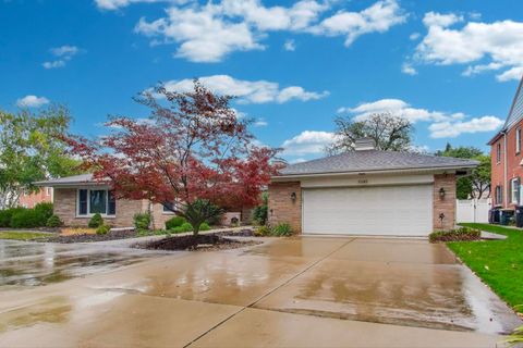 Tiny photo for 1845 N 78th Court, Elmwood Park, IL 60707 (MLS # 12498289)