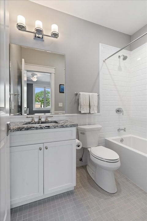 Tiny photo for 2715 N MILDRED Avenue #PH, Chicago, IL 60614 (MLS # 12790828)