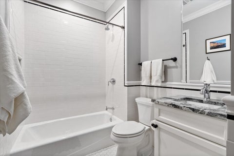 Tiny photo for 2715 N MILDRED Avenue #PH, Chicago, IL 60614 (MLS # 12790828)