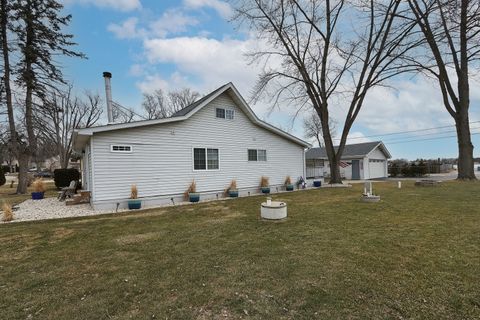 Tiny photo for 7573 335th Avenue, Burlington, WI 53105 (MLS # 12579607)