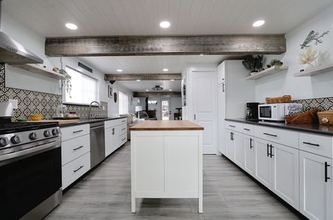 Tiny photo for 7573 335th Avenue, Burlington, WI 53105 (MLS # 12579607)