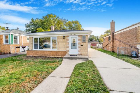 Photo of 14223 University Avenue, Dolton, IL 60419 (MLS # 12553211)