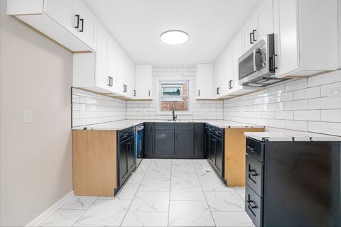 Tiny photo for 14223 University Avenue, Dolton, IL 60419 (MLS # 12553211)