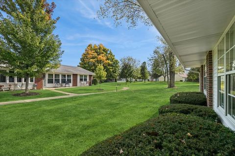 Tiny photo for 7302 Dunwood Court, Fox Lake, IL 60020 (MLS # 12488384)