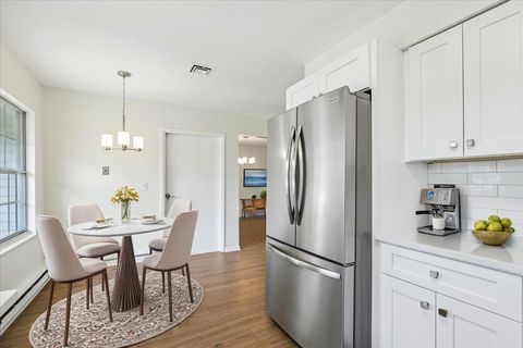 Tiny photo for 7302 Dunwood Court, Fox Lake, IL 60020 (MLS # 12488384)