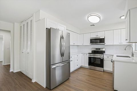 Tiny photo for 7302 Dunwood Court, Fox Lake, IL 60020 (MLS # 12488384)