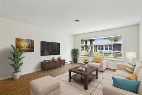 Tiny photo for 7302 Dunwood Court, Fox Lake, IL 60020 (MLS # 12488384)