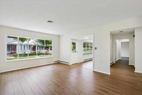 Tiny photo for 7302 Dunwood Court, Fox Lake, IL 60020 (MLS # 12488384)