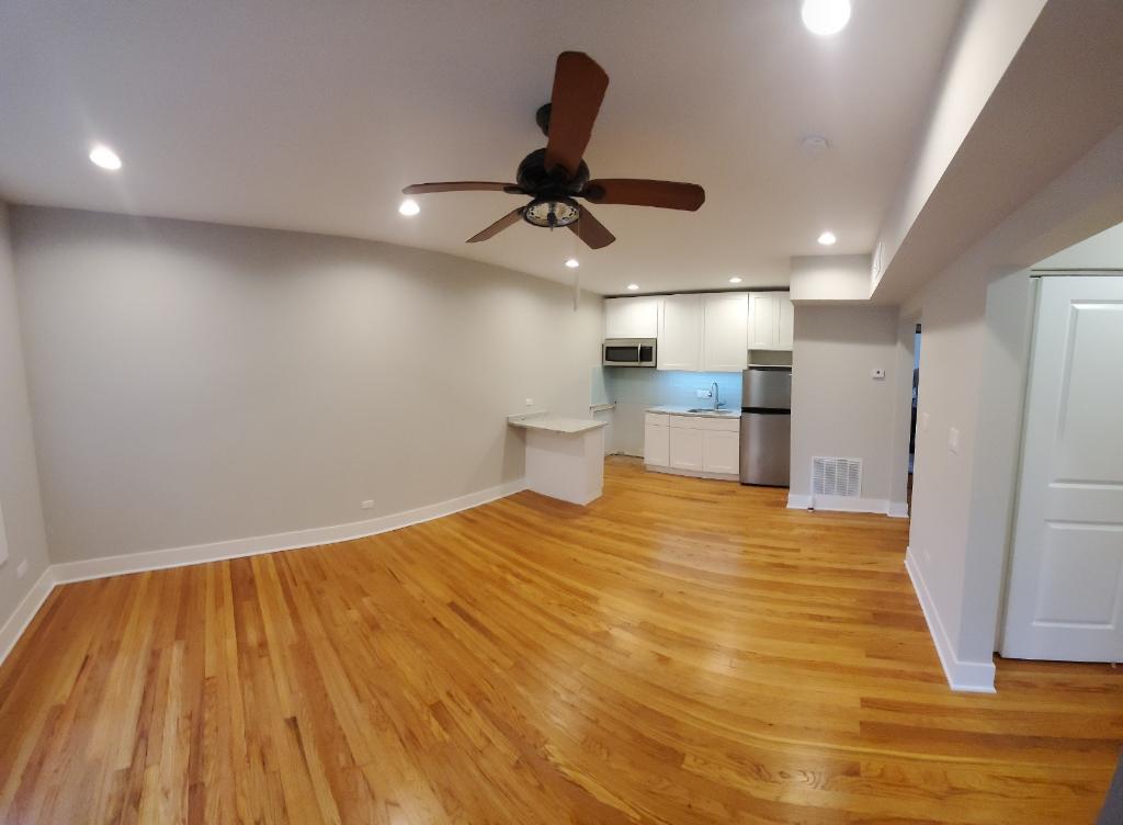 2232 W Irving Park Road