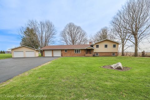 Photo of 1S069 Green Road, Elburn, IL 60119 (MLS # 12618604)