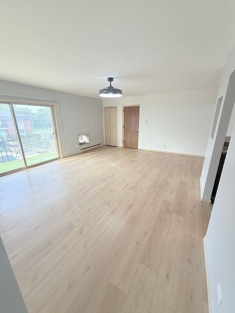 Tiny photo for 1925 Canal Street #3D, Blue Island, IL 60406 (MLS # 12524704)