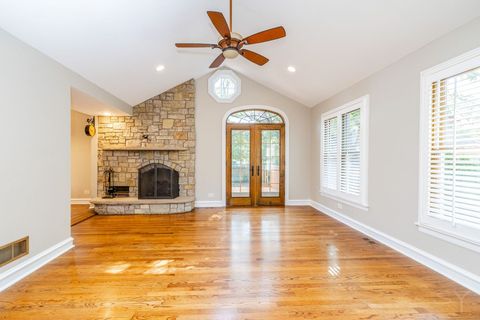 A home in La Grange Park